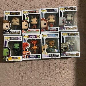 Lot of Disney / marvel funko pops